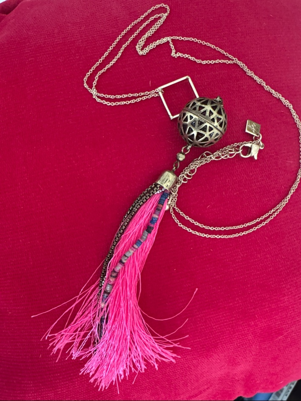 2000's Boho Tassel Pendant Necklace - Pink and Antique gold